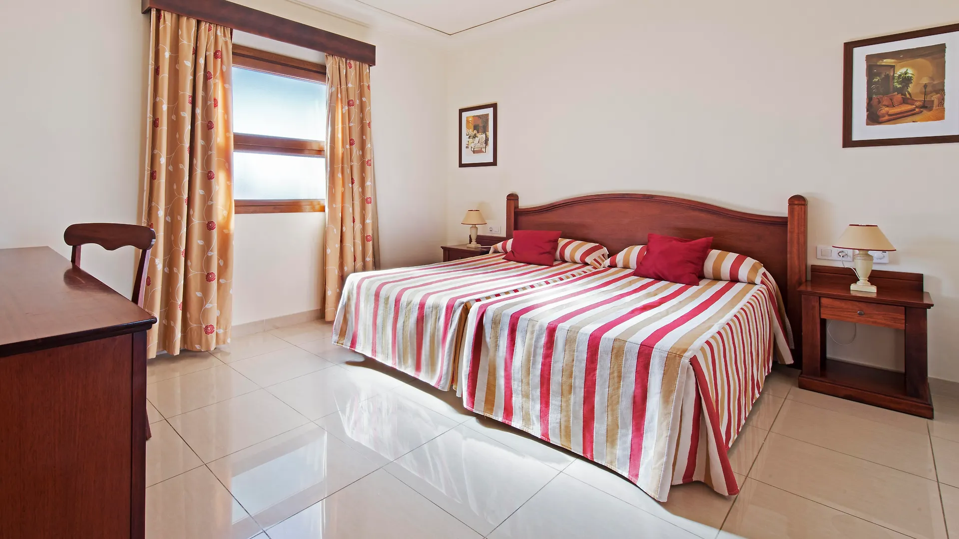 فندق Marylanza Suites & Spa لوس كريستيانوس