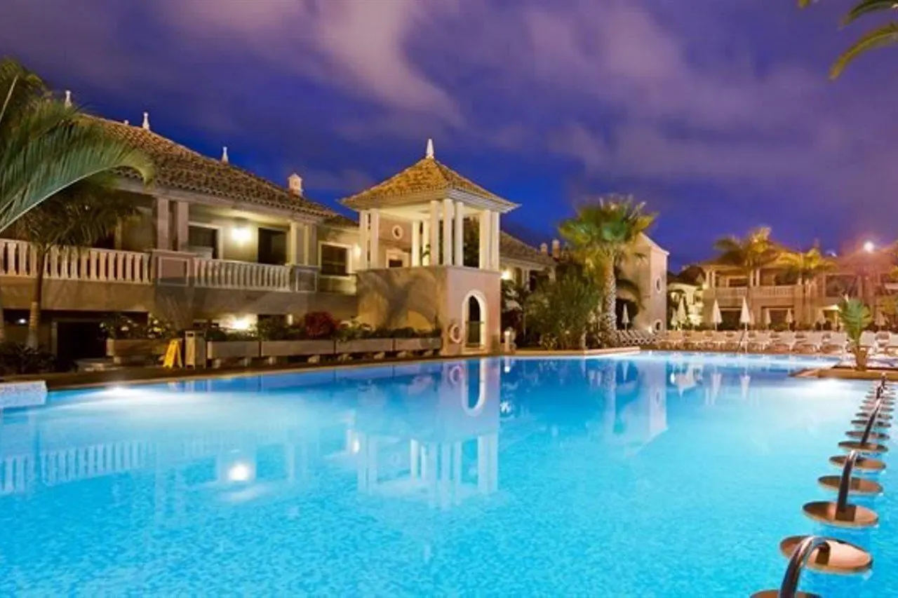 Marylanza Suites & Spa لوس كريستيانوس فندق