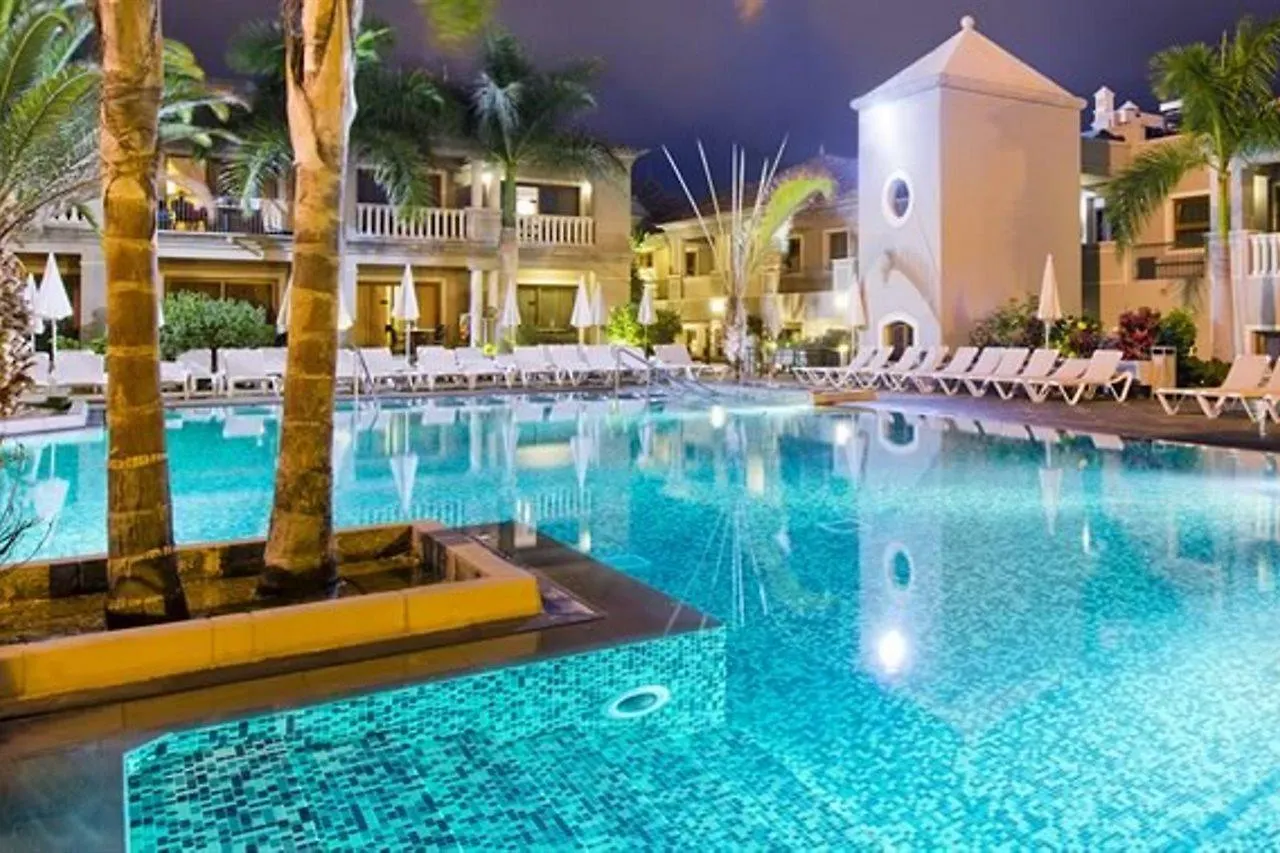 فندق Marylanza Suites & Spa لوس كريستيانوس